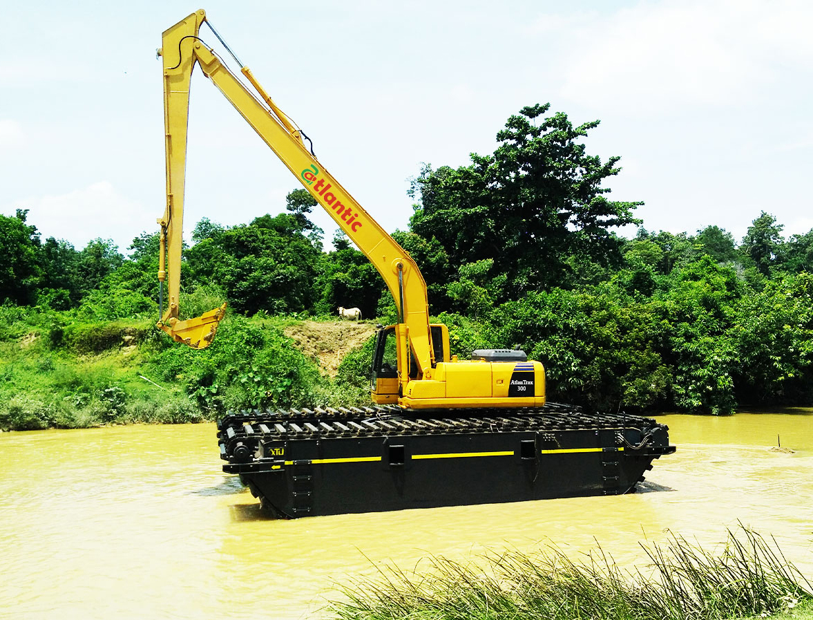 amphibious-excavator